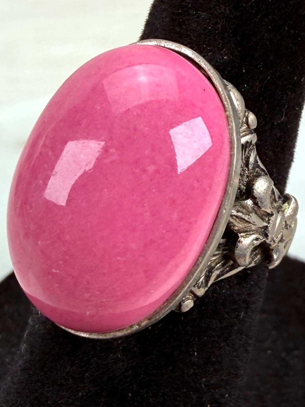 Vintage aged silvertone, pink size 5 adjustable costume ring